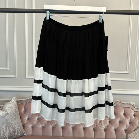 NWT NICOLE MILLER SKIRT SIZE 6 - Picture 8 of 16